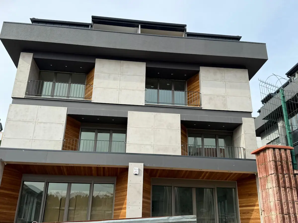 REMAX'DAN KUARTET EVLERİNDE VİLLA TİPİ SATILIK ÇATI DUBLEKSİ
