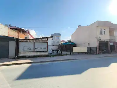REMAX VİRA ÖZLEM ŞİMŞEK'TEN ANA CADDE ÜZERİ SATILIK TİCARİ+KONUT İMARLI ARSA