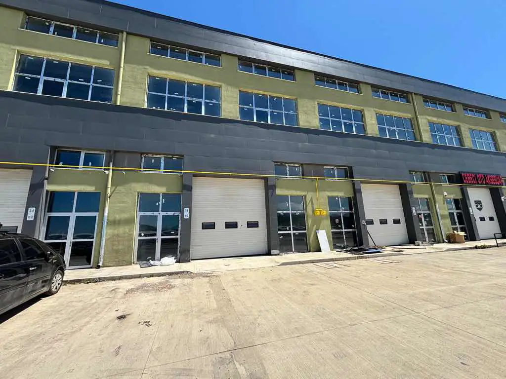 RE/MAX RABİA SARAÇTAN TOYBELENDE SATILIK 200 M² DÜKKAN