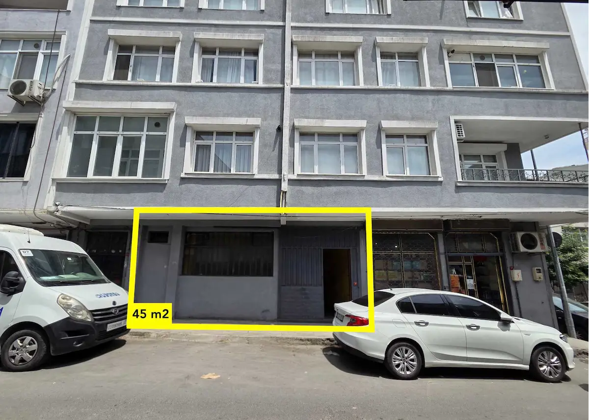 GAZİOSMANPAŞA MERKEZ MAHALLESİNDE DÜZ GIRIŞ KİRALIK 45 M² DÜKKAN