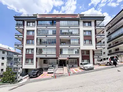KARAPINAR MH. SATILIK 4+1 YAPILI DAIRE