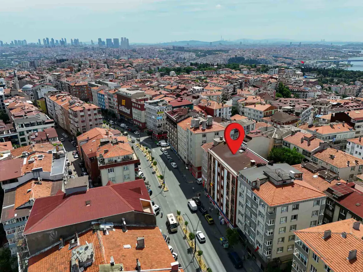 GAZIOSMANPAŞA YENIDOĞAN MAHALLESI YENILENMIŞ SATILIK 3+1 DAIRE