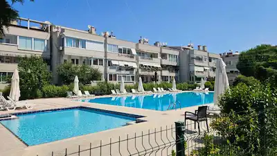 MALTEPE KASTEL DRAGOS SAHİL SİTESİ EŞYALI KİRALIK DAİRE HAVUZ CEPHELİ