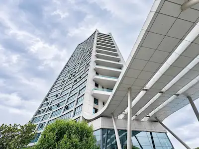 MESA KARTALL’DA YÜKSEK KATTA BOŞ 2+1 | ÇİFT CEPHE | DENIZ VE ŞEHIR MANZARALI | KREDİYE UYGUN