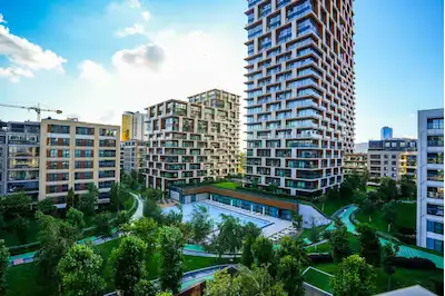 AND PASTEL AZ KATLI YEŞIL BLOKDA HAVUZ CEPHELI BALKONLU 3+1