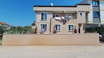 ACİLL! KARTEPE FSM'DE GENİŞ ARSA PAYLI 3+1 SATILIK DAİRE
