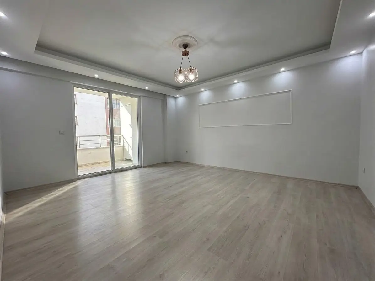 RE/MAX İNCİ'DEN 1.SAKARYA ÇAKMAK CADDESİ YAKINI SATILIK 2+1 DAİRE 
