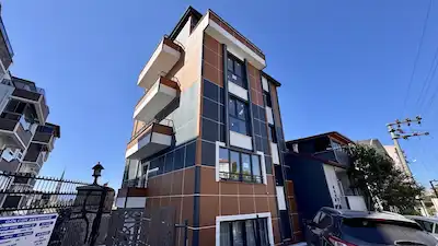 GÖLCÜK'DE PANORAMIK DENIZ MANZARALI SIFIR 2+1 SATILIK ARAKAT