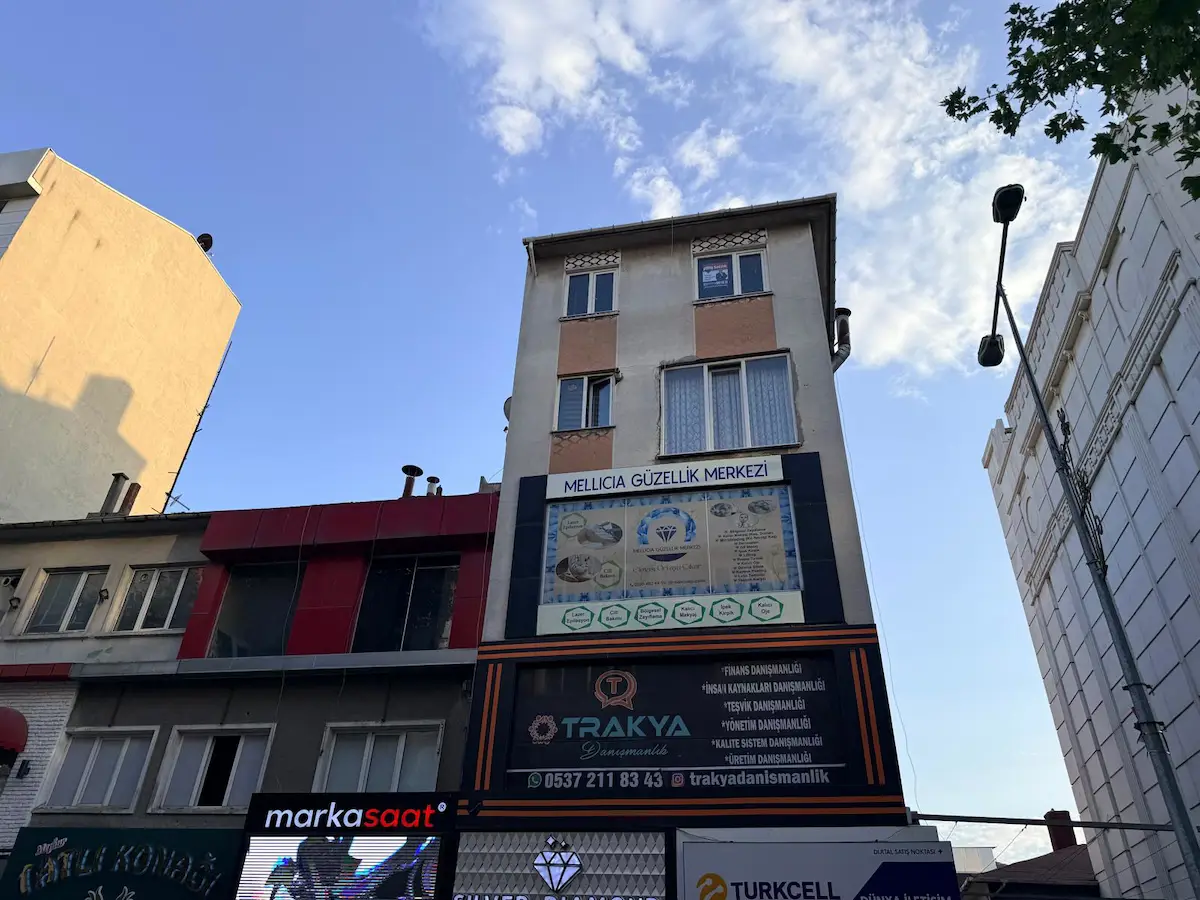 REMAX LAVANDA HEYKEL MEYDAN DA SATILIK İŞYERİ