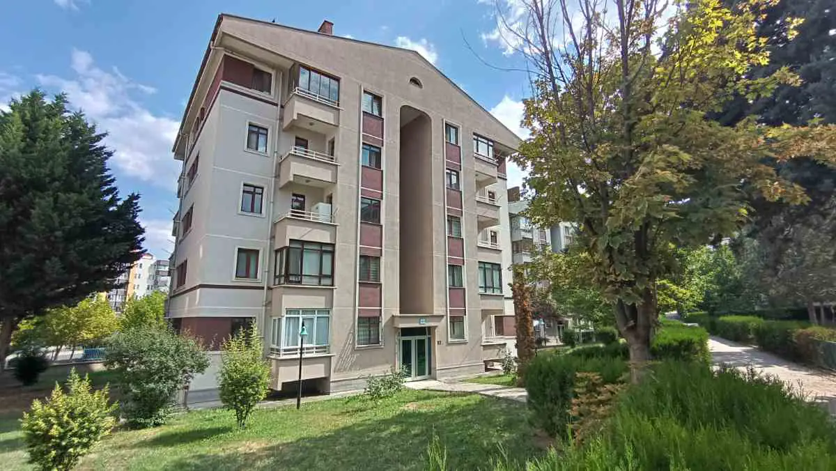 ÖZPETEK 5 MARANGOZLAR SITESI 3+1 KREDIYE UYGUN DAIRE