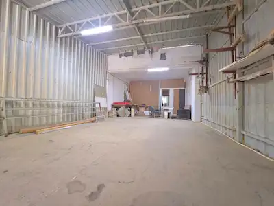 MANAVGAT SANAYİİ'DE KİRALIK ASMAKATLI GENİŞ DÜKKAN