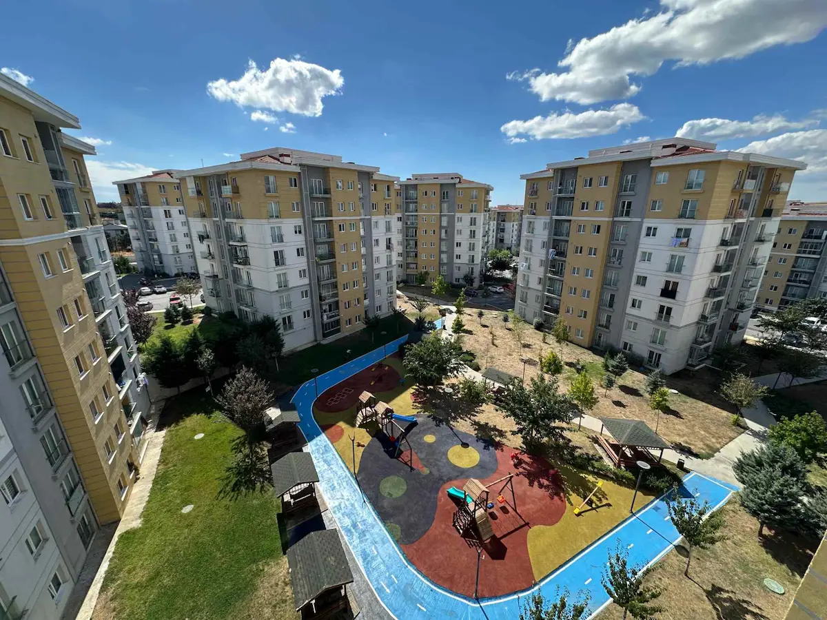 SİLİVRİ KİPTAŞ 3 ETAP’TA GÜNEY-BATI CEPHELİ 2+1 | 5. KAT | BALKONLU