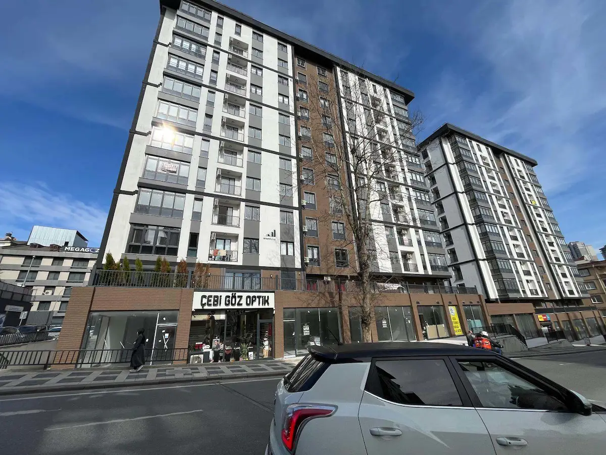 REMAX OSMAN ÜMRANIYE METRONOM'DA KIRALIK 2+1 SIFIR DAIRE (70M²)