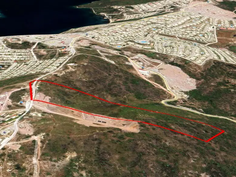 MILAS BOĞAZIÇI'NDE GÖL MANZARALI SATILIK 220 M2 ARSA