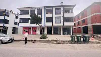 REMAX DEM'DEN CUMHURİYET MAHALLESİ ANA CADDEDE KİRALIK 1+1 DAİRE
