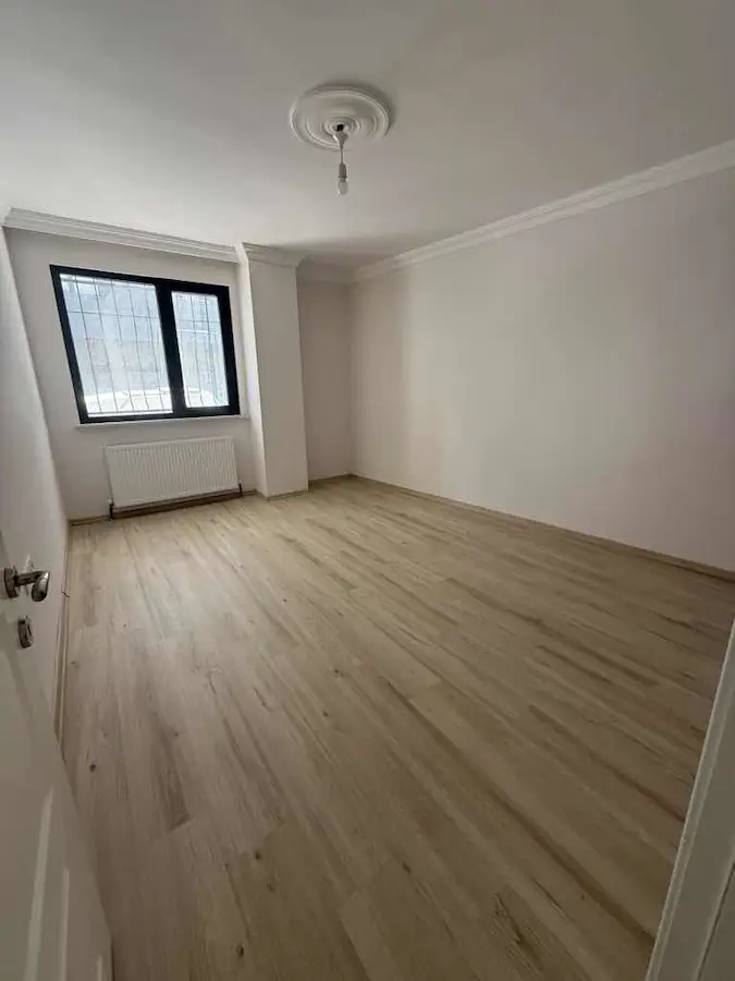 DARICA EMEK MAHALLESİ’NDE GENİŞ VE KULLANIŞLI 2+1 DAİRE