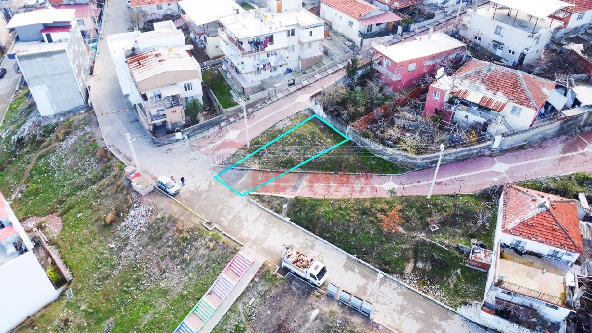 İZMIR MENEMEN'DE 135 M² KONUT İMARLI ARSA 