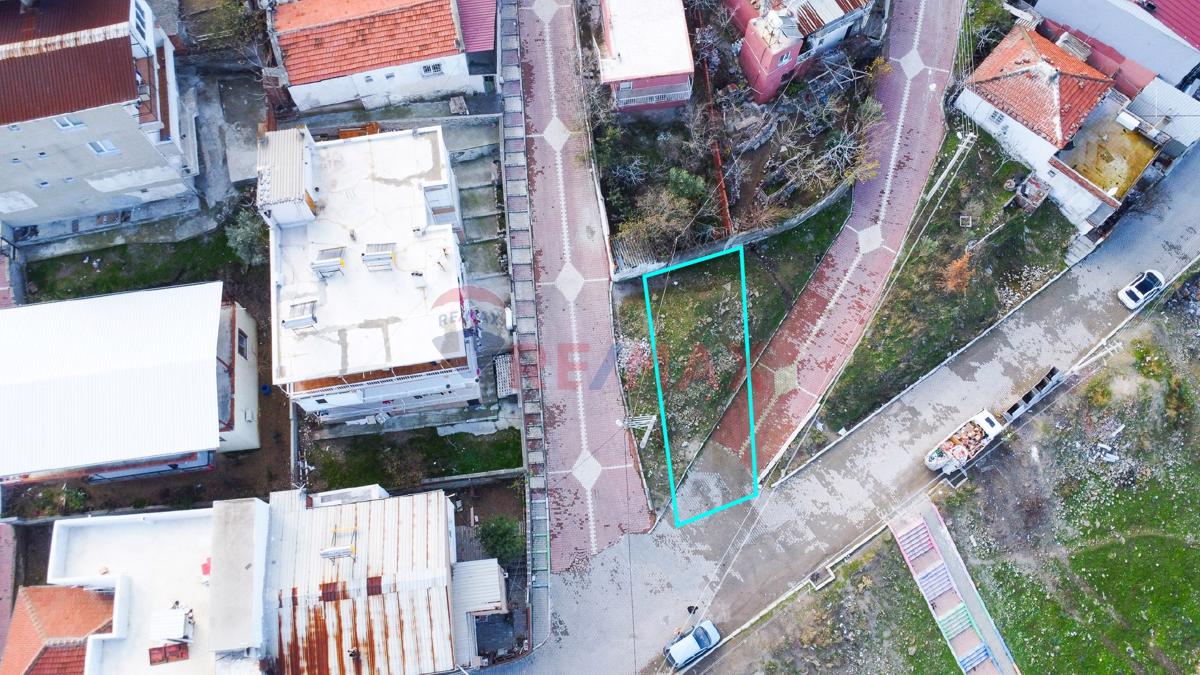 İZMIR MENEMEN'DE 135 M² KONUT İMARLI ARSA 