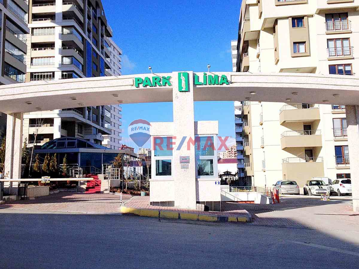 YAŞAMKENT'İN EN SEÇKİN SİTESİ PARK LİMA DA 4+1 SATILIK DAİRE 