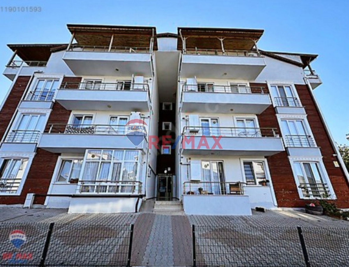 REMAX DREAMDEN HATİPKÖYDE KİRALIK 2+1 DAİRE