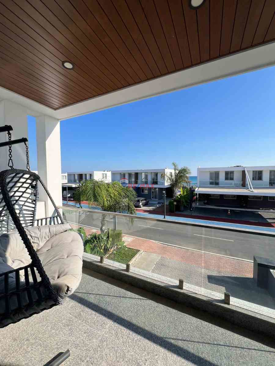 DENİZE SADECE 30 METRE! BOĞAZ’DA TRİPLEX LÜKS VİLLA FIRSATI !!!