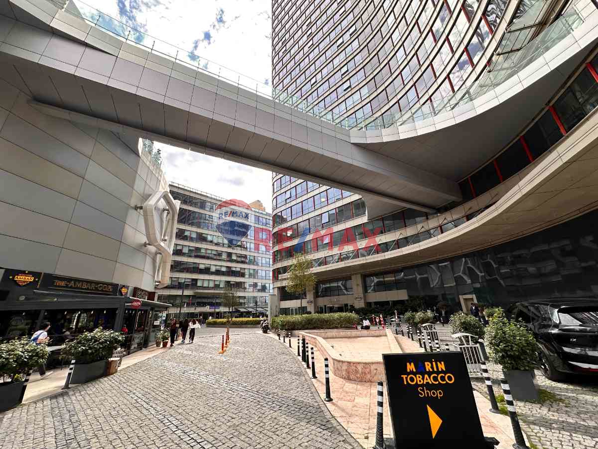 METROPOL AVM IÇERISINDE 3+1 GENİŞ TERASLI KIRALIK REZIDANS OFIS