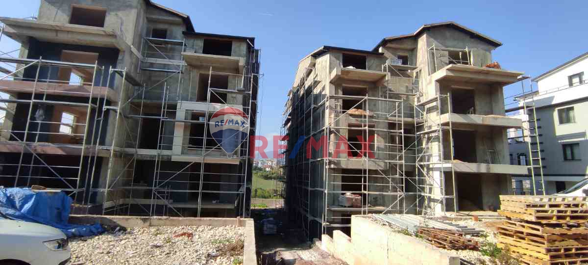 REMAX NATURAL VENÜS EVLERI SATILIK ARA KAT 3+1 DAIRE A-5