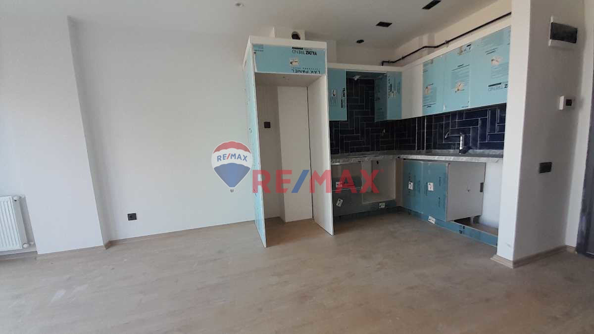 REMAX MODERN'DEN İSTİKLAL MAH.KİRALIK 1+1 DAİRE