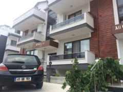 REMAX NATURAL'DEN TOPÇULAR MERKEZDE GENİŞ BAHCE DUBLEKS