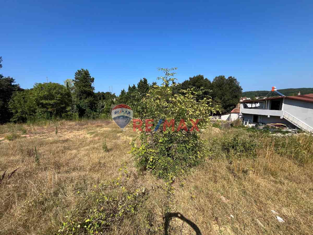 ÇATALCA YALIKÖYDE 947 M² İMARLI, RUHSATLI İNŞAATA HAZIR ARSA