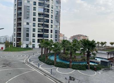 İZMIT TUANA EVLERI'NDE ARA KAT 2+1 SATILIK DAIRE