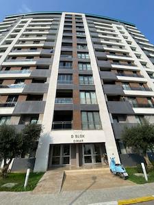 İZMIT TUANA EVLERI'NDE ARA KAT 2+1 SATILIK DAIRE