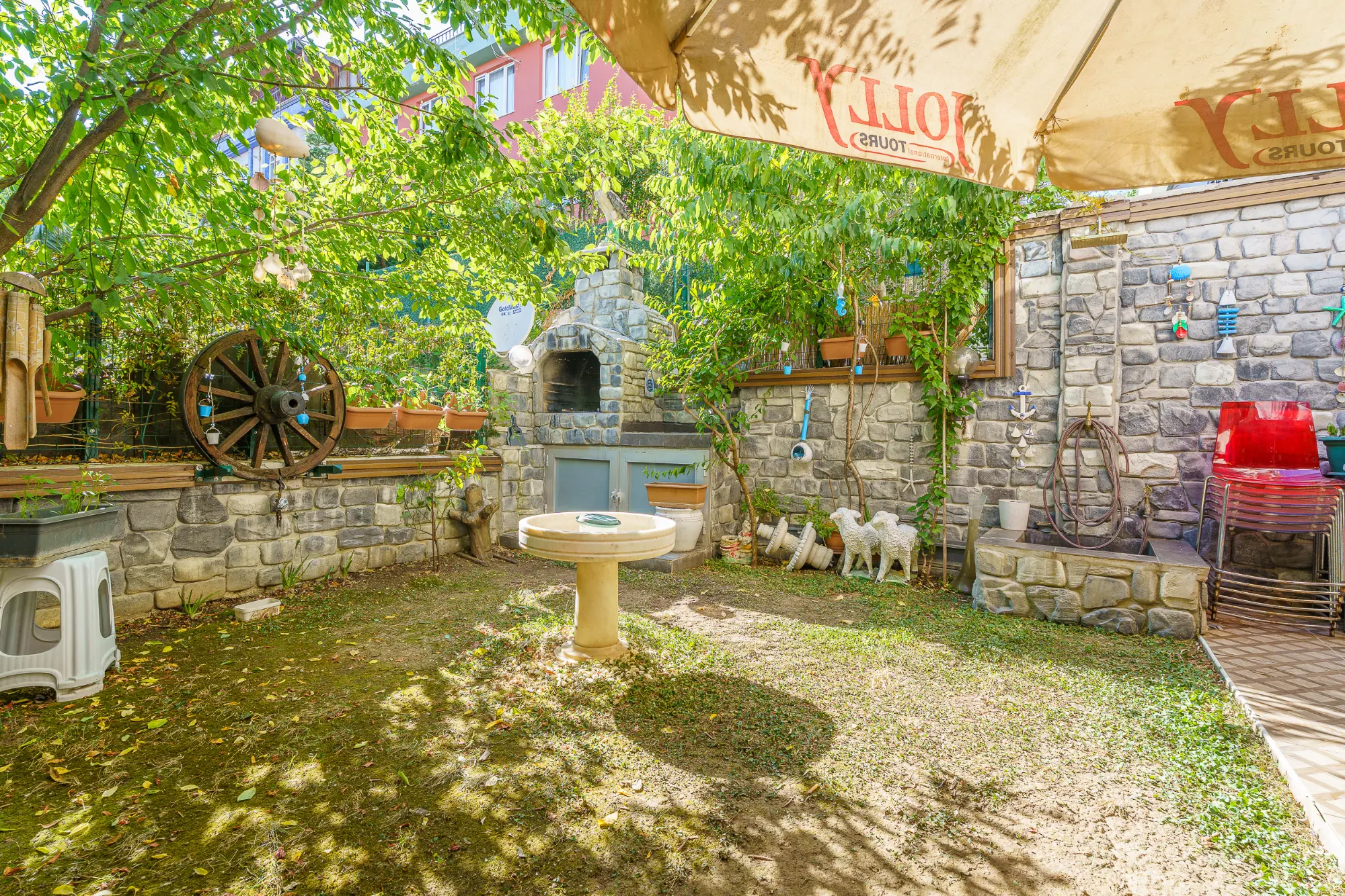 Property image 8