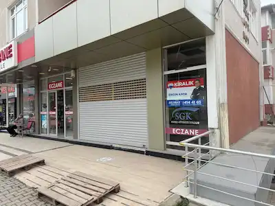 ESKI NECATI ÇELIK DEVLET HASTANESI KARSISINDA 38 M2 KIRALIK DÜKKAN