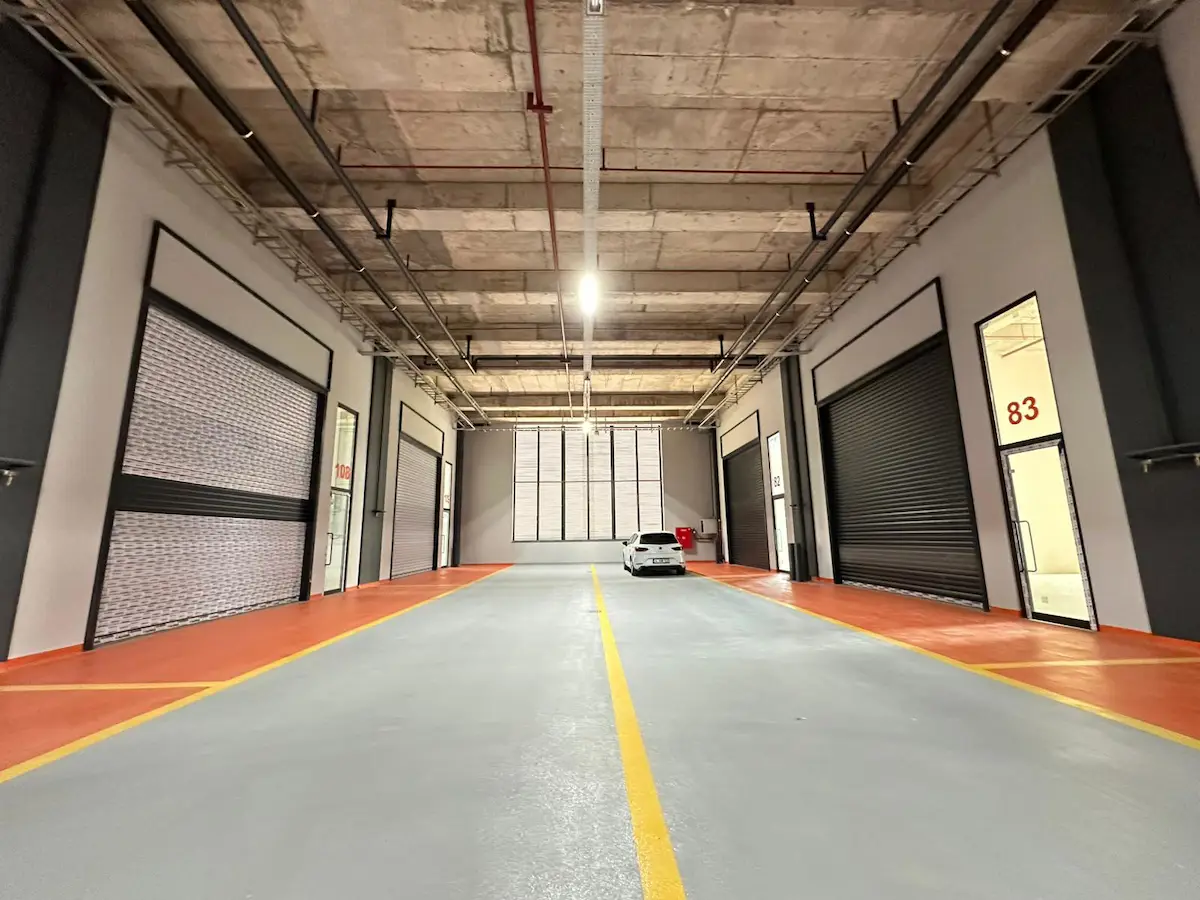 İSTANBUL MARTİM E5 KDV AVANTAJLI 180M2 + 25M2 KİRALIK İŞYERİ 2