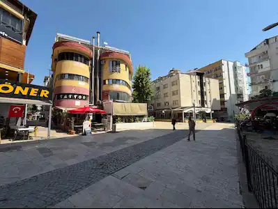 ÇINAR'DA BÜYÜKŞEHİR BELEDİYESİ YANINDA KİRALIK OFİS