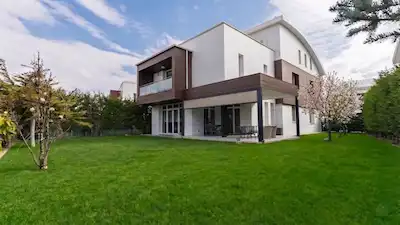 SATILIK VİLLA KARDELENKÖY ( AKILLI PLAN , MODERN TASARIM )
