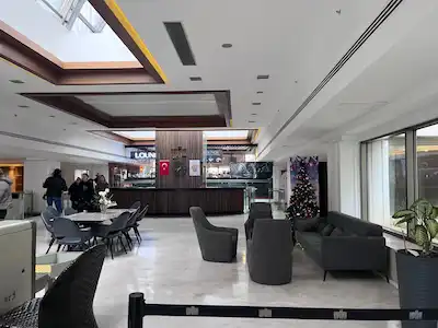 ATAŞEHİR BARBAROS’TA 8. KAT PLAZA OFİSİ | BOŞ, MERKEZİ ISITMA, BATI CEPHE