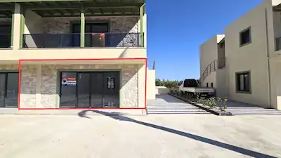 YAKAKÖY ANA YOLA CEPHELI TABELA DEĞERI YÜKSEK KIRALIK DÜKKAN