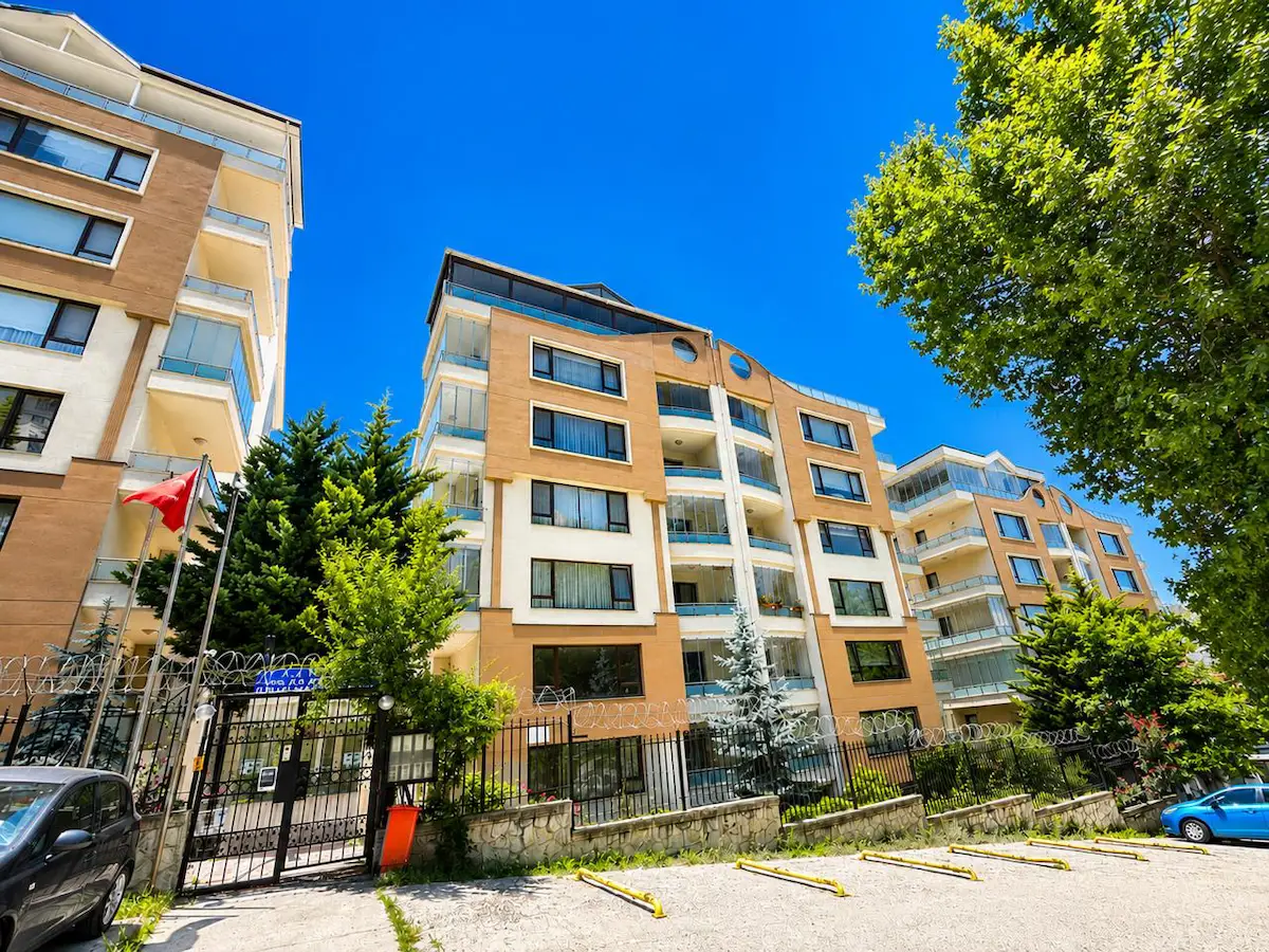 BİRLİK MAH ÖZÜN BİRLİK PARK KONUTLARI 4+1 KİRALIK DAİRE 