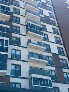 ŞEHIR MERKEZINDE 2+1 SATILIK