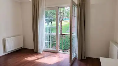 REMAX HÜRDEN BAYTUR KORUKENT SİTESİ'NDE ARA KAT 3+1 DAİRE