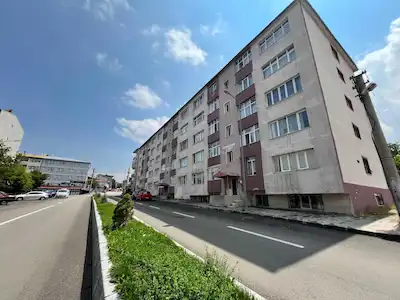 REMAX İLKE'DEN KAYAKYOLU'NDA 2+1 SATILIK DAİRE