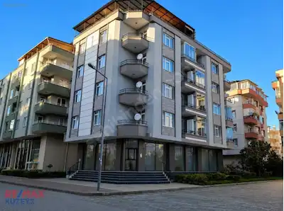 REMAX SEVCAN GÜRLEVİKTEN ATAKUM MİMAR SİNAN MAHALLESİ'NDE SATILIK KİRACILI DÜKKAN