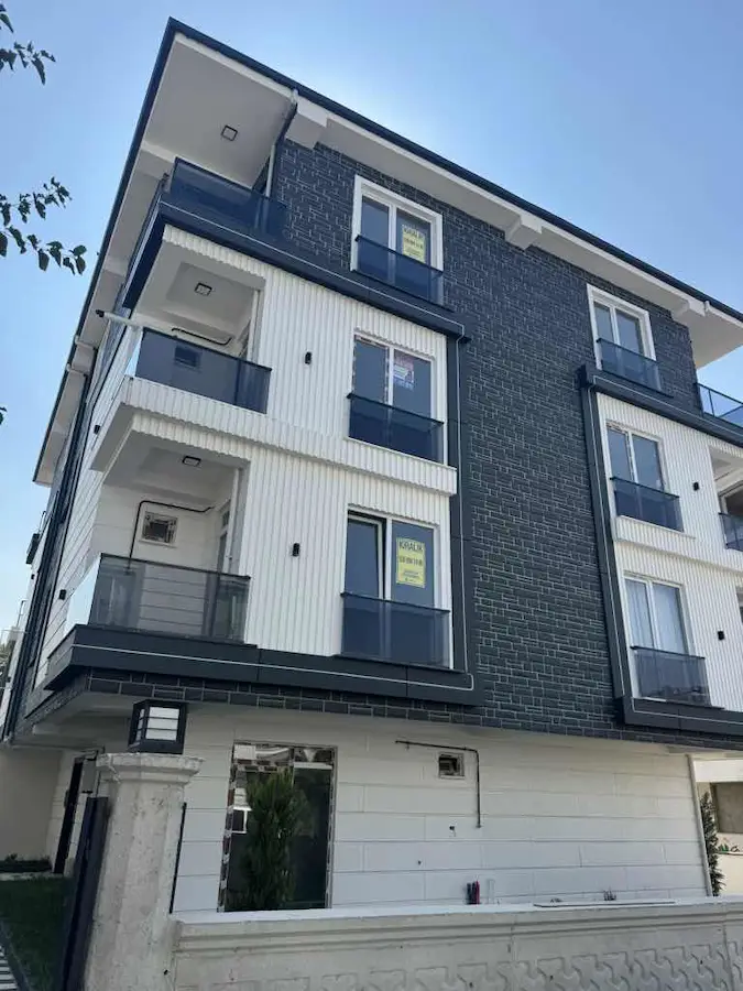 LÜLEBURGAZ 8 KASIM MAHALLESİNDE KİRALIK SIFIR 1+1 MODERN DAİRE