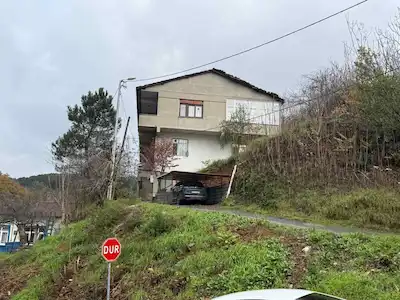 ÜMRANİYE TOPAĞACI'NDA BİNGÖL CADDESİ ÜZERİNDE 280 M² 5+2 BİNA