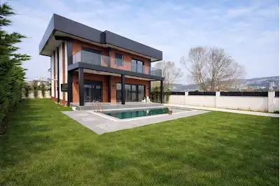 REMAX ANKA'DAN ŞİLE ÇAVUŞ MAH. 450 M2 4+1 MÜSTAKİL SATILIK VİLLA