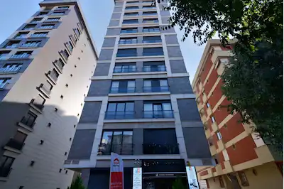 CADDEBOSTAN BAĞDAT CADDESI SAHIL TARAFI SATILIK 3+1 DAIRE 128 M2