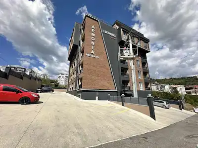 İZMİT ŞEHİR HASTANESİ YAKINI SIFIR EŞYALI 1+1 LOFT DAİRE