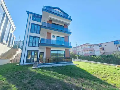 REMAX MYRADAN DAMLARDA GENİŞ SIFIR LÜX 3,5+1 KİRALIK DAİRE